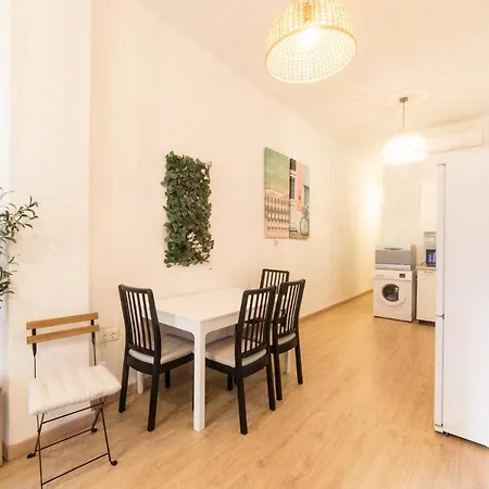 Moonkey - Plaza San Antonio Apartment